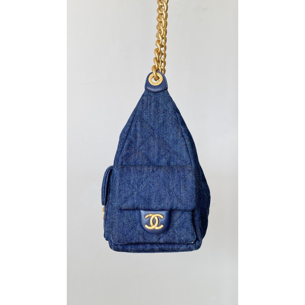 Chanel 25C Large HOBO Hippie Bag Chanel 25C Large HOBO Hippie Bag