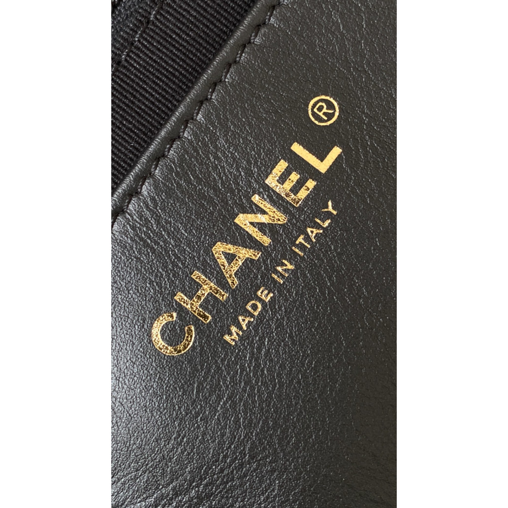 Chanel 25C Small HOBO Hippie Bag! Chanel 25C Small HOBO Hippie Bag!