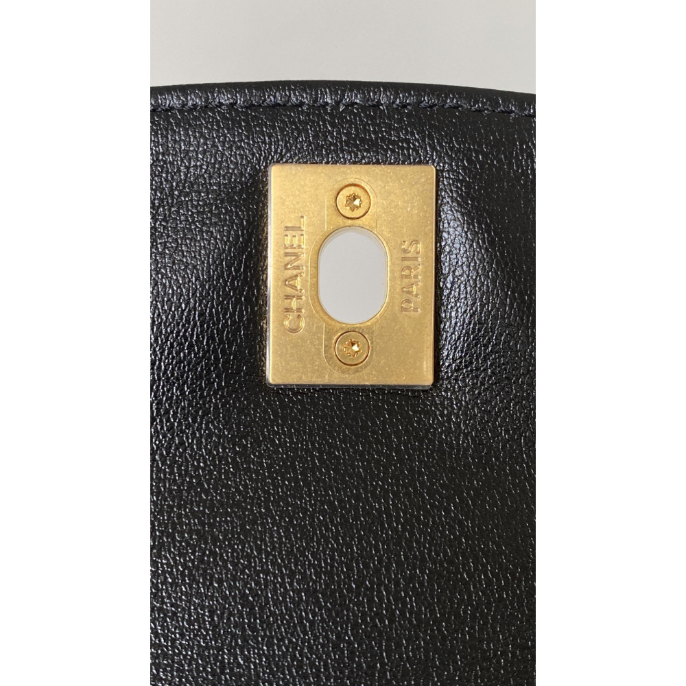 Chanel 24P lambskin Hippie Hobo underarm bag! 