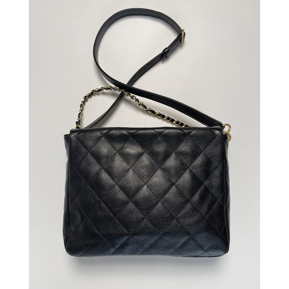 Chanel 24P lambskin Hippie Hobo underarm bag! Chanel 24P lambskin Hippie Hobo underarm bag!