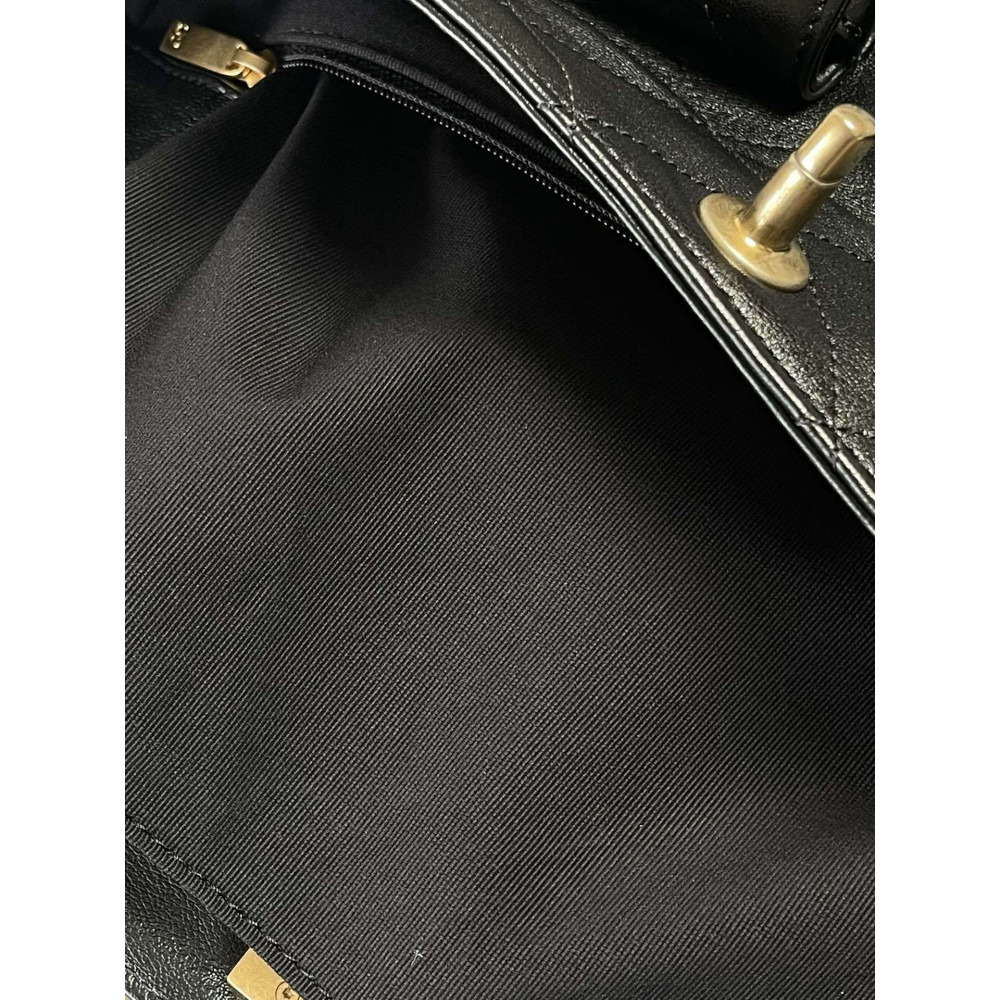 Chanel 24P lambskin Hippie Hobo underarm bag! Chanel 24P lambskin Hippie Hobo underarm bag!