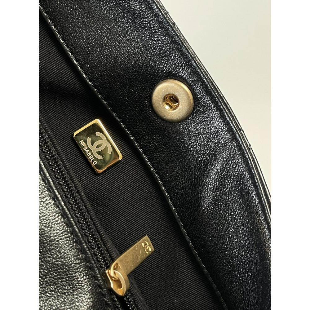 Chanel 24P lambskin Hippie Hobo underarm bag! Chanel 24P lambskin Hippie Hobo underarm bag!