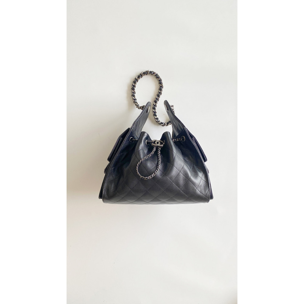 Chanel Small 25Bag – Small Size in Black Chanel Small 25Bag – Small Size in Black