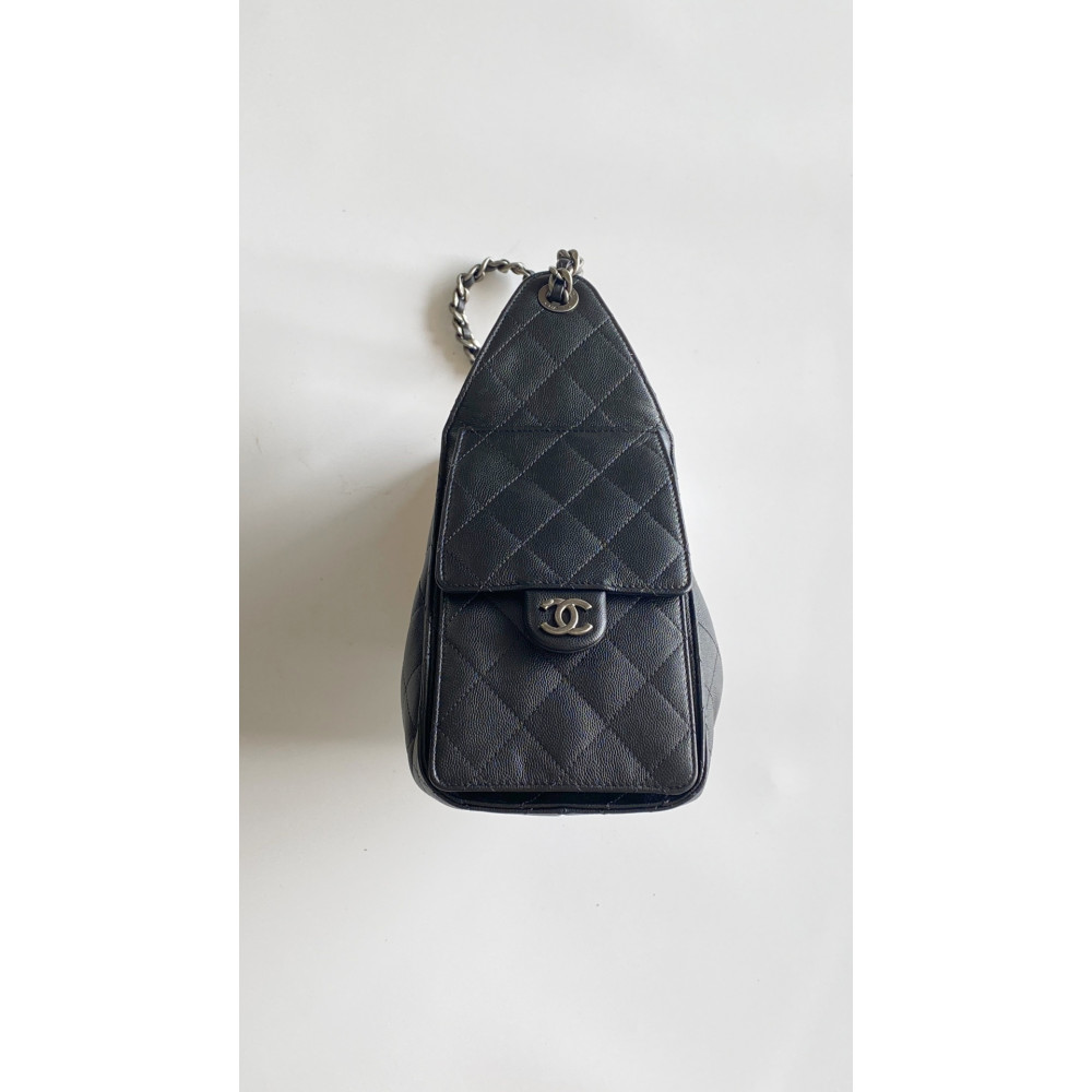 Chanel Small 25Bag – Small Size in Black Chanel Small 25Bag – Small Size in Black