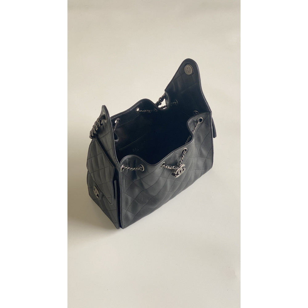 Chanel Small 25Bag – Small Size in Black Chanel Small 25Bag – Small Size in Black