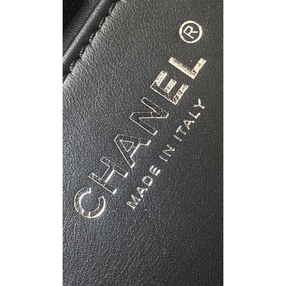 Chanel Small 25Bag – Small Size in Black Chanel Small 25Bag – Small Size in Black