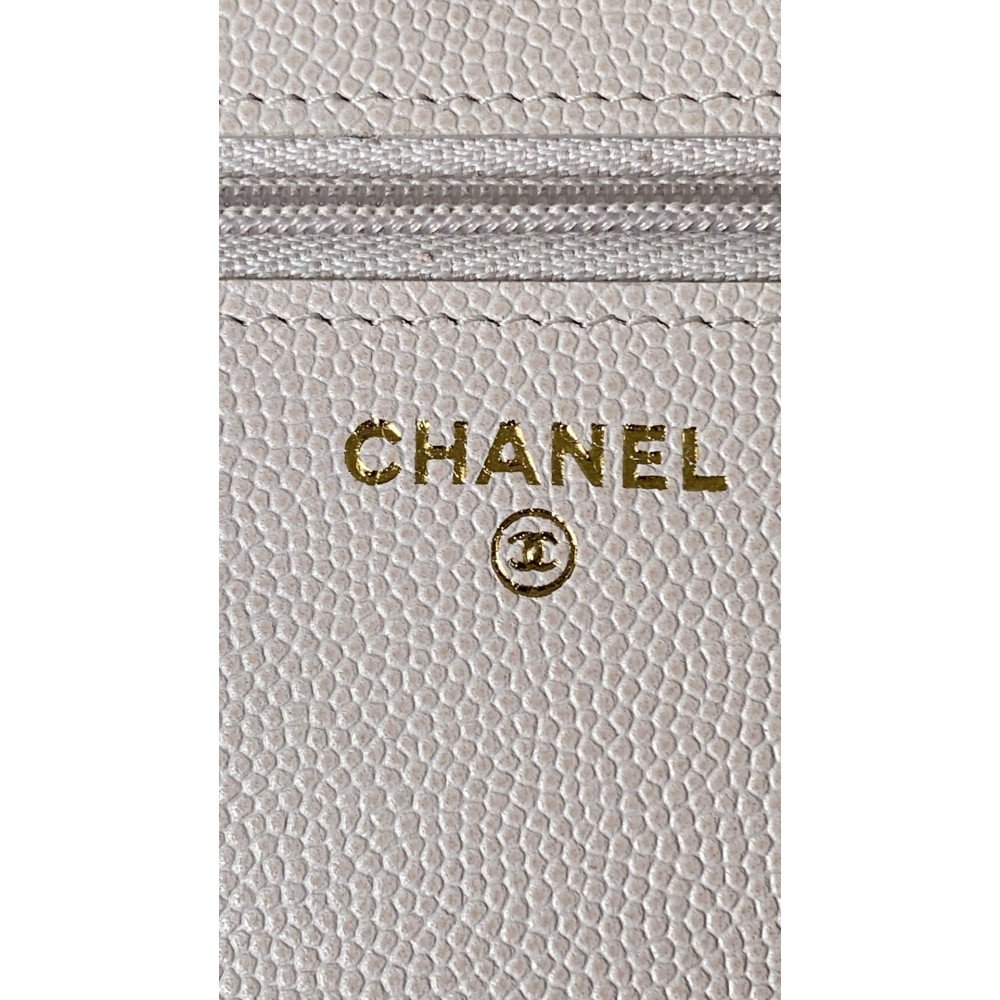 ✨ Chanel 25K WOC Handle Bag |