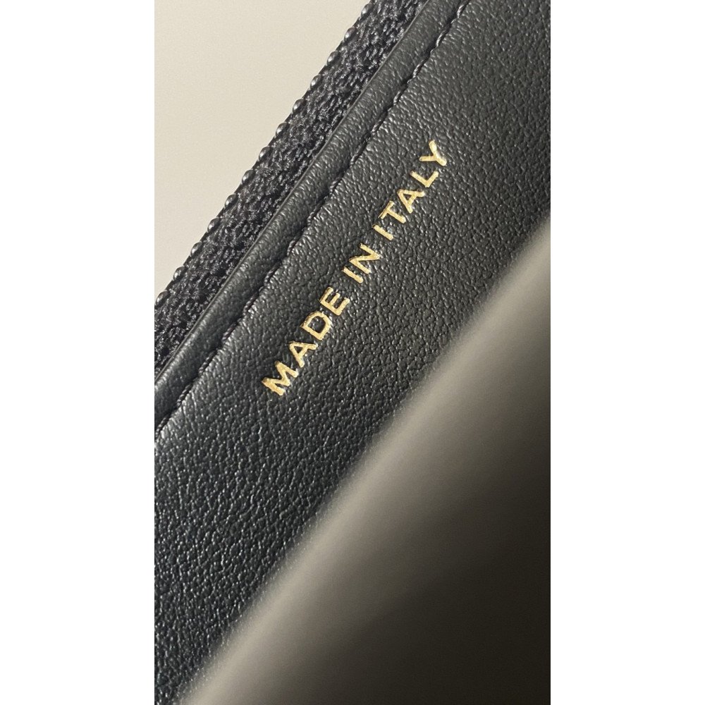 ✨ Chanel WOC Openwork Handle Bag