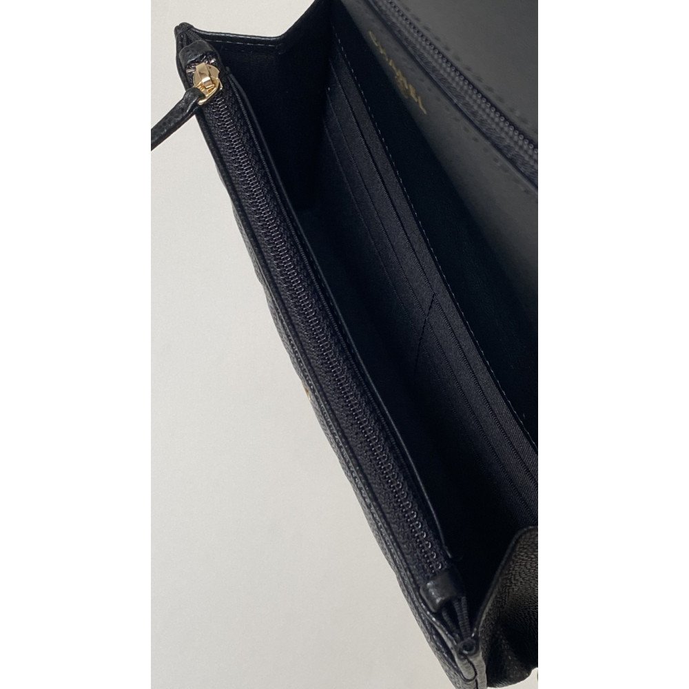 ✨ Chanel WOC Openwork Handle Bag