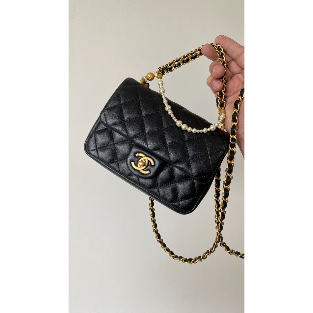 Chanel 24P NEW Pearl Chain Square Boy Bag
