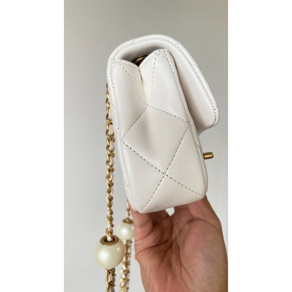 Chanel 24S New Arrival: Double Pearl Detail! Adjustable Closure! "Square Plump Mini"