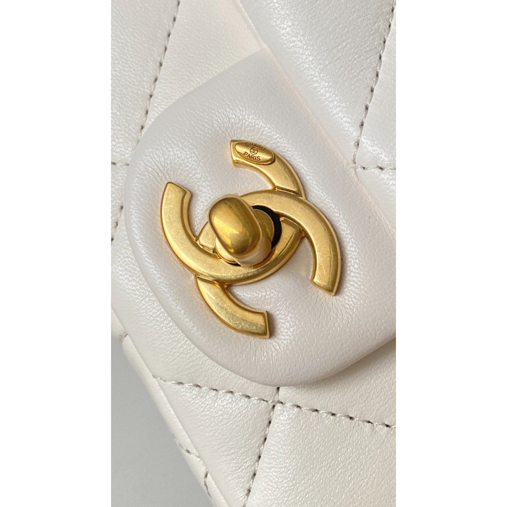 Chanel 24S New Arrival: Double Pearl Detail! Adjustable Closure! "Square Plump Mini"