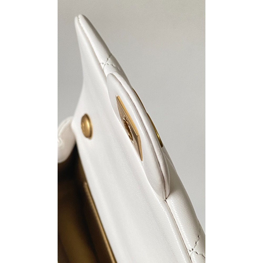 Chanel 24S New Arrival: Double Pearl Detail! Adjustable Closure! "Square Plump Mini"