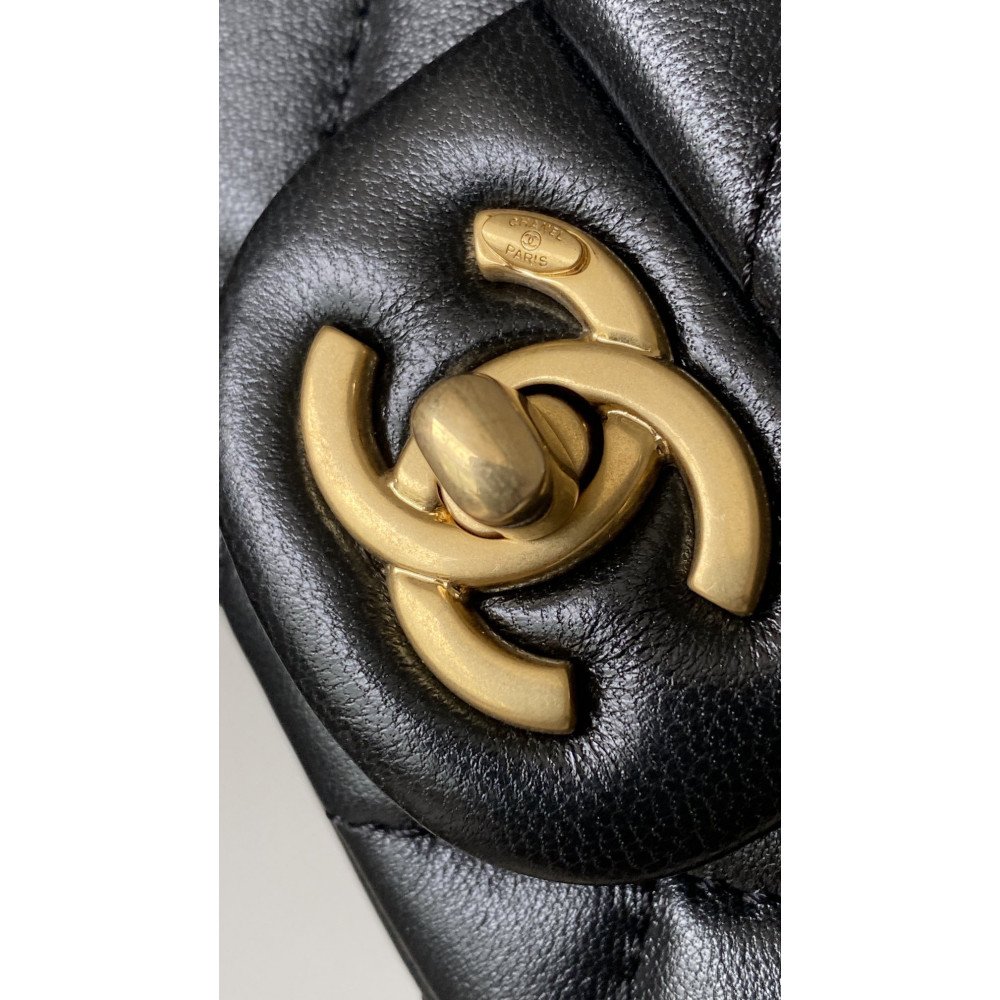 Chanel 24SS new arrival with double pearls! 