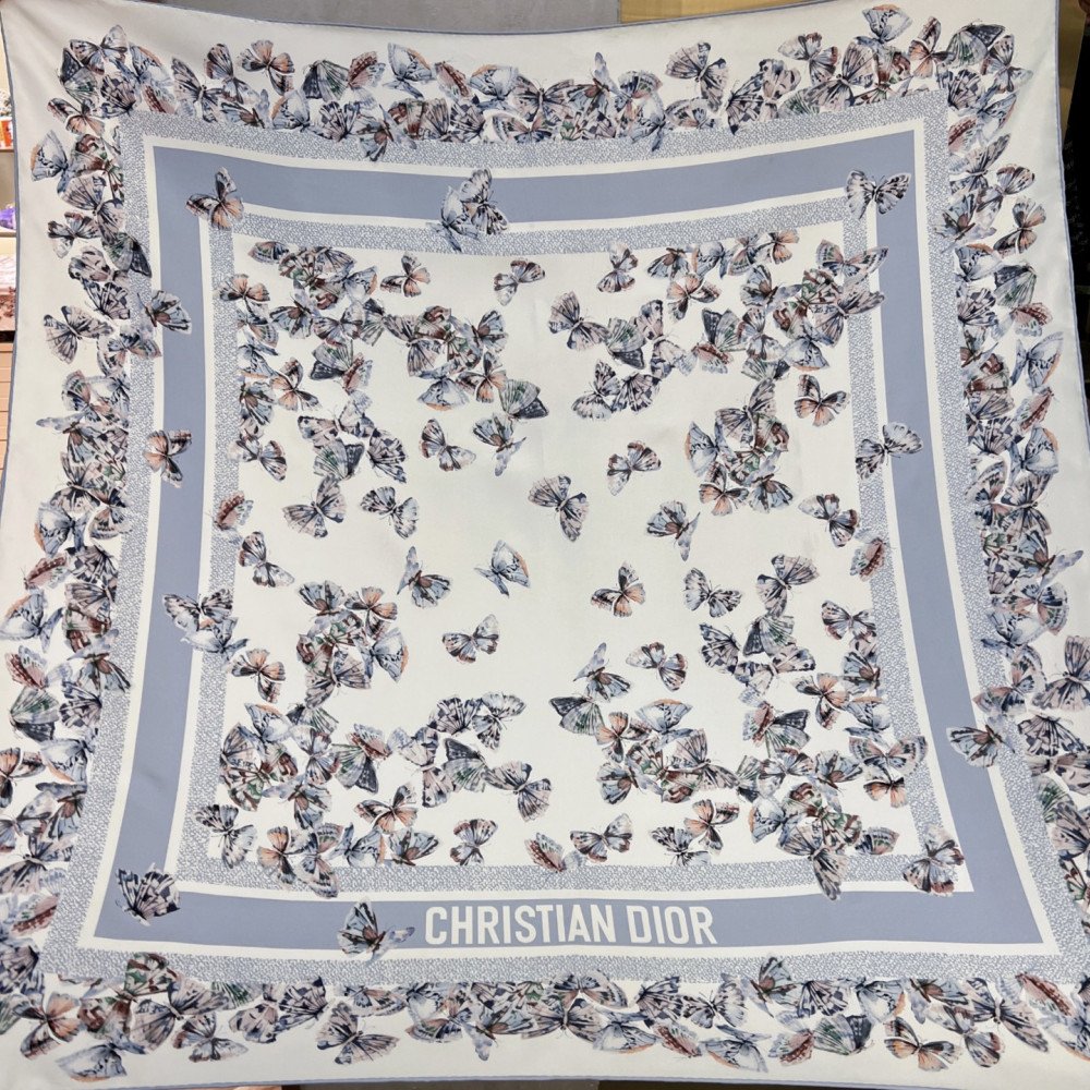 Dior 100% Mulberry Silk 90cm Scarf! Dior 100% Mulberry Silk 90cm Scarf!