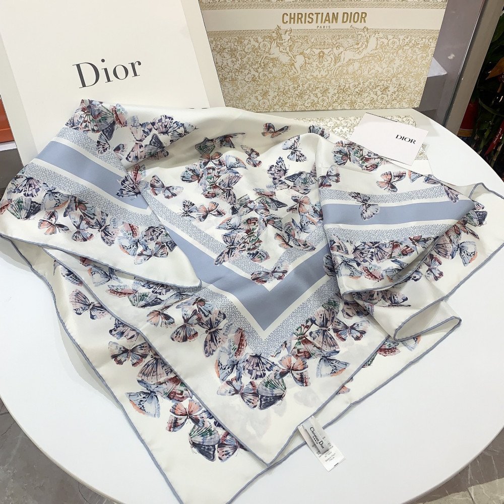 Dior 100% Mulberry Silk 90cm Scarf! Dior 100% Mulberry Silk 90cm Scarf!