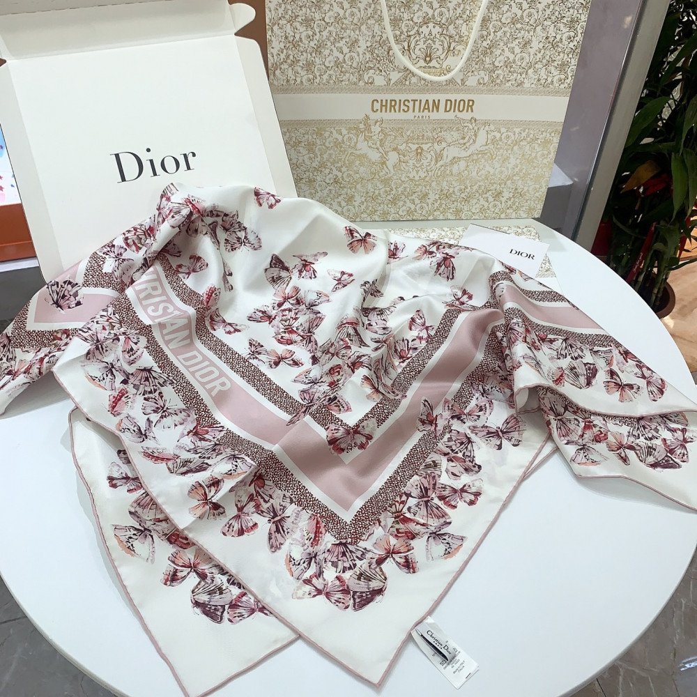 Dior 100% Mulberry Silk 90cm Scarf! Dior 100% Mulberry Silk 90cm Scarf!