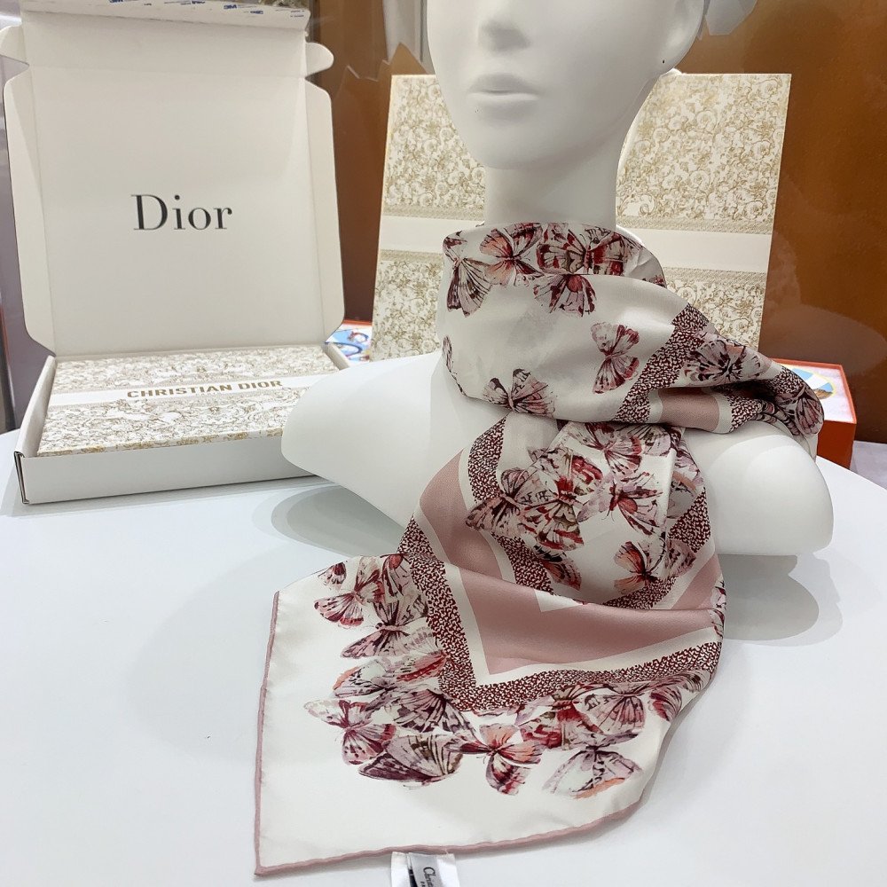Dior 100% Mulberry Silk 90cm Scarf! Dior 100% Mulberry Silk 90cm Scarf!