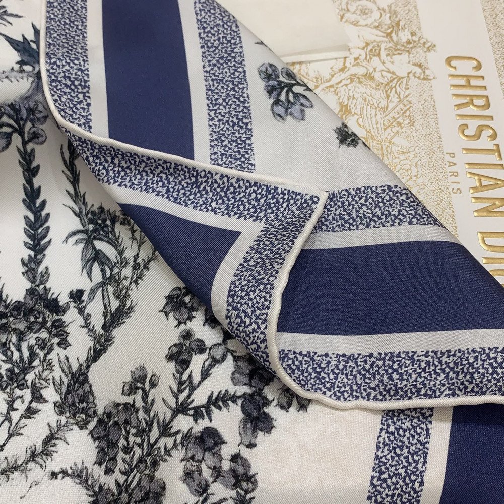 Dior 100% Mulberry Silk 90cm Scarf!  