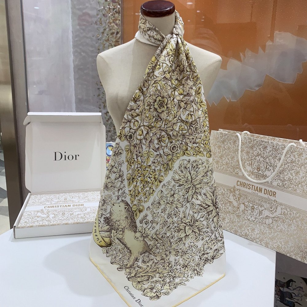 Dior 100% Mulberry Silk 90cm Scarf!  