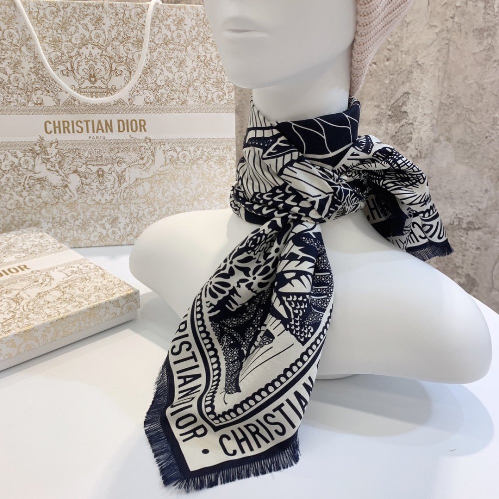 Dior 100% Mulberry Silk 90cm Scarf! Dior 100% Mulberry Silk 90cm Scarf!