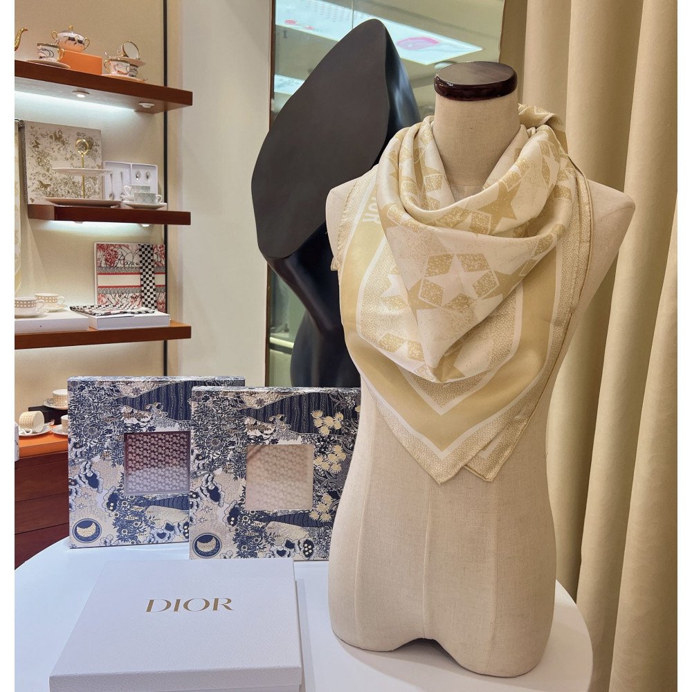 Dior 100% Mulberry Silk 90cm Scarf! Dior 100% Mulberry Silk 90cm Scarf!