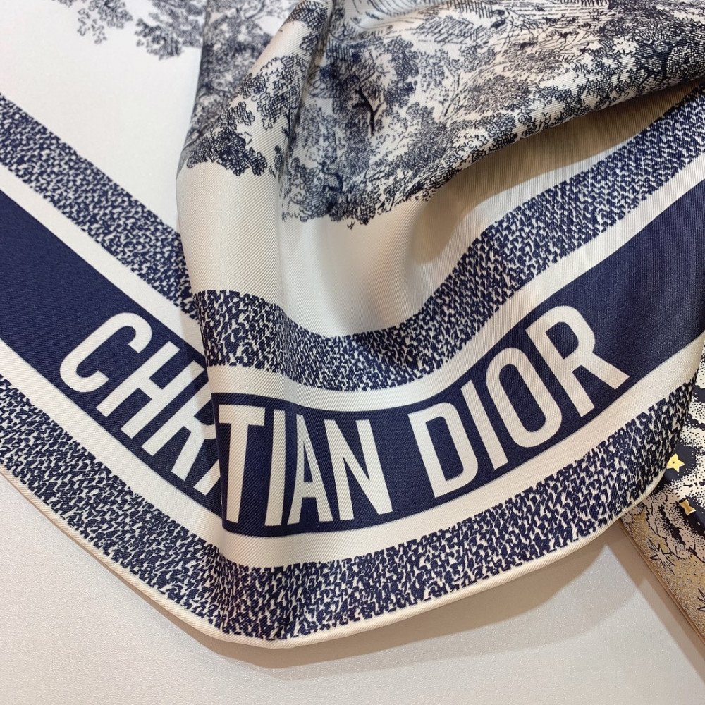 Dior 100% Mulberry Silk 90cm Scarf! Dior 100% Mulberry Silk 90cm Scarf!