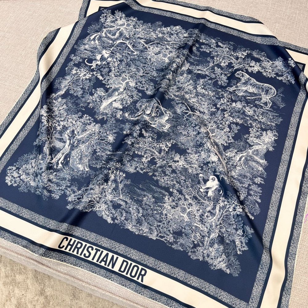 Dior 100% Mulberry Silk 90cm Scarf! Dior 100% Mulberry Silk 90cm Scarf!