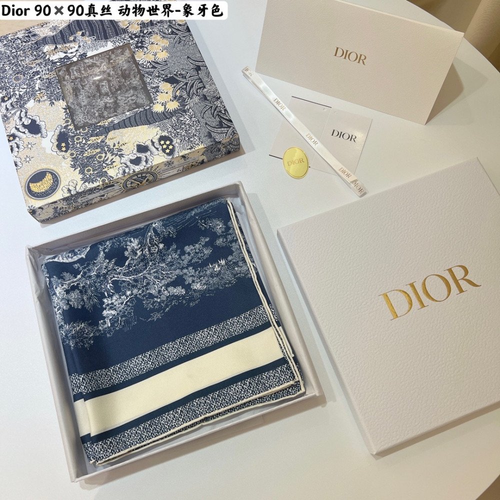Dior 100% Mulberry Silk 90cm Scarf! Dior 100% Mulberry Silk 90cm Scarf!