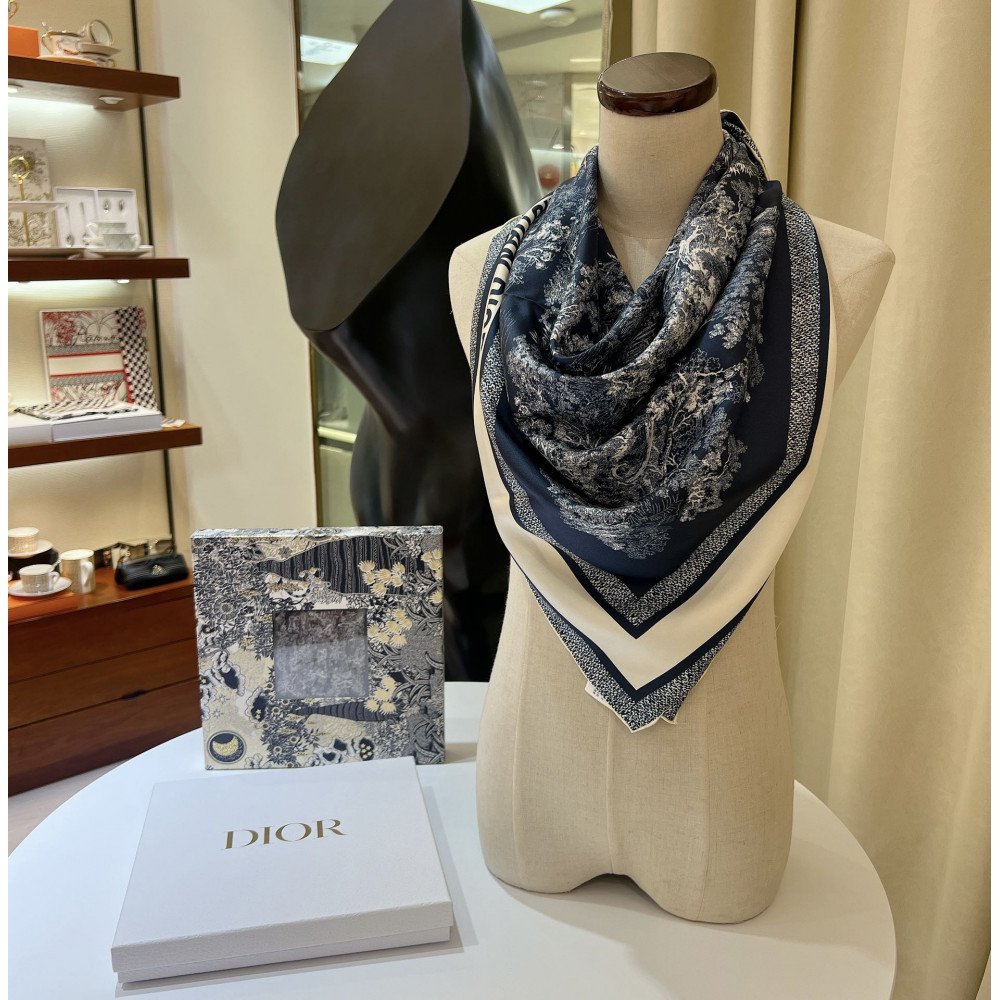 Dior 100% Mulberry Silk 90cm Scarf! Dior 100% Mulberry Silk 90cm Scarf!
