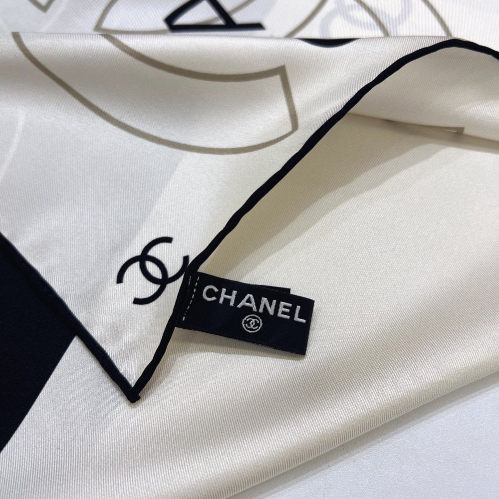 Chanel 100% silk 90cm square scarf!  