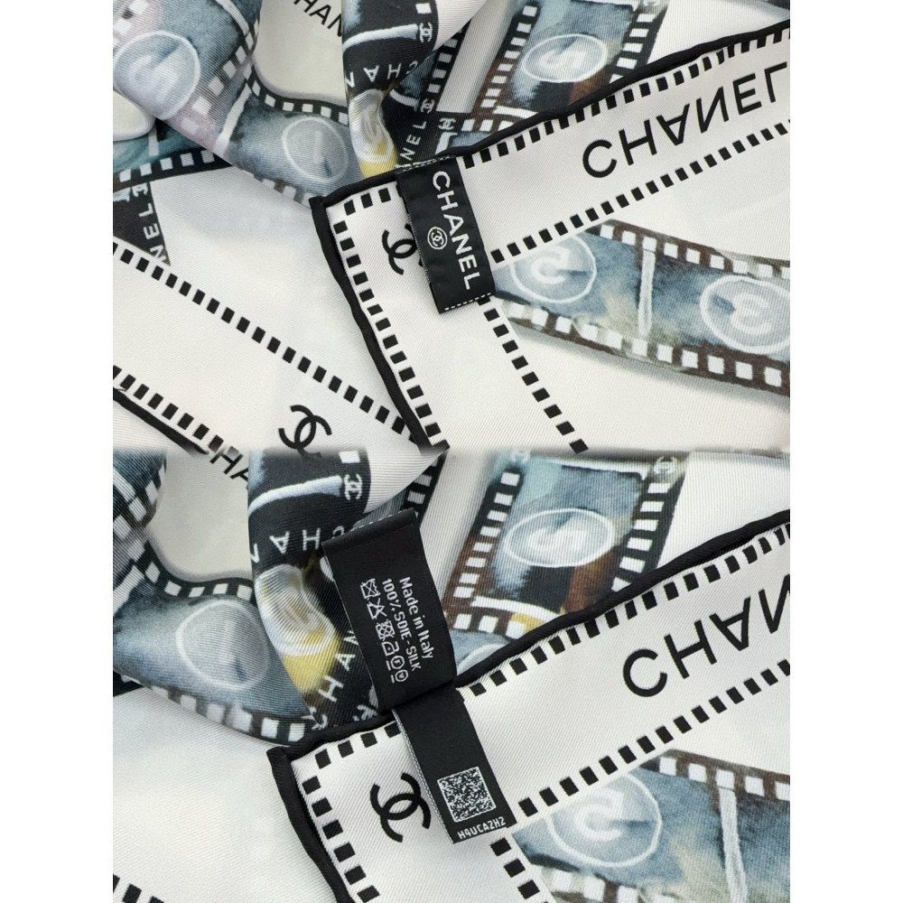 Chanel 100% silk 90cm square scarf!  