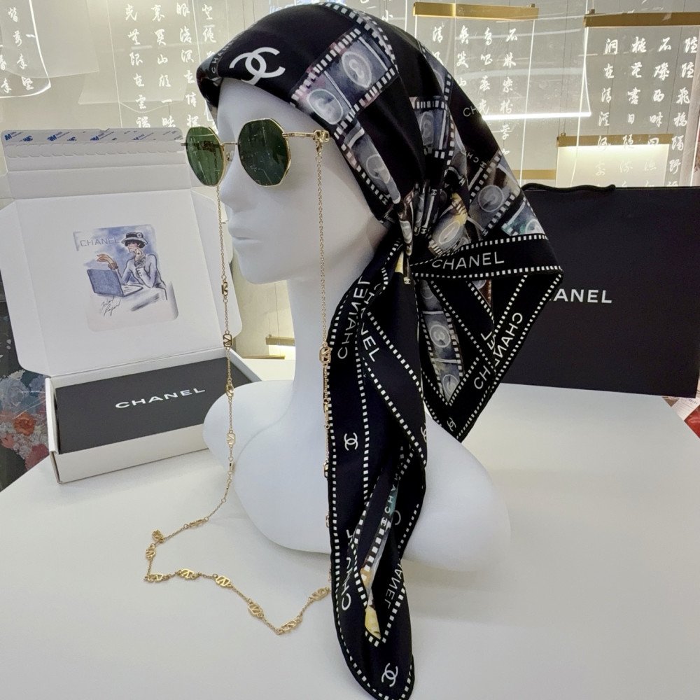 Chanel 100% silk 90cm square scarf!  