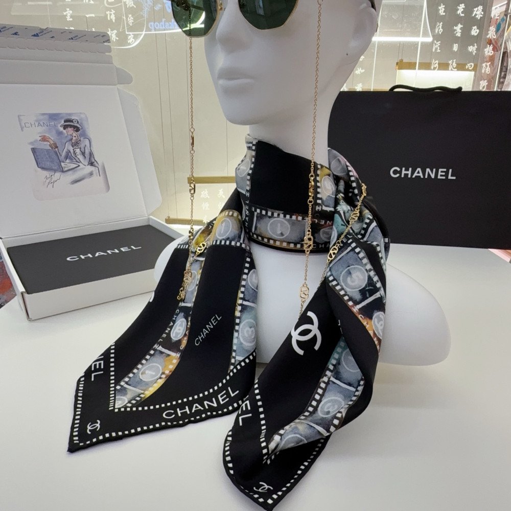Chanel 100% silk 90cm square scarf!  