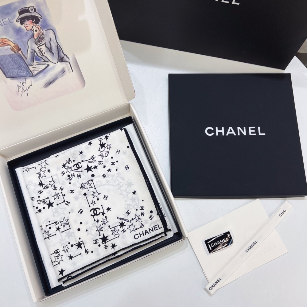 Chanel 100% silk 90cm square scarf!  