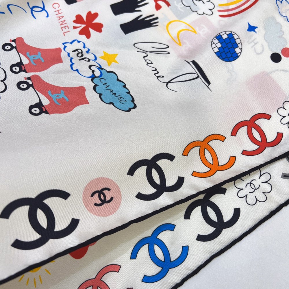 Chanel 100% silk 90cm square scarf! Chanel 100% silk 90cm square scarf!