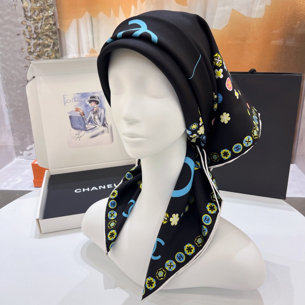 Chanel 100% silk 90cm square scarf! Chanel 100% silk 90cm square scarf!