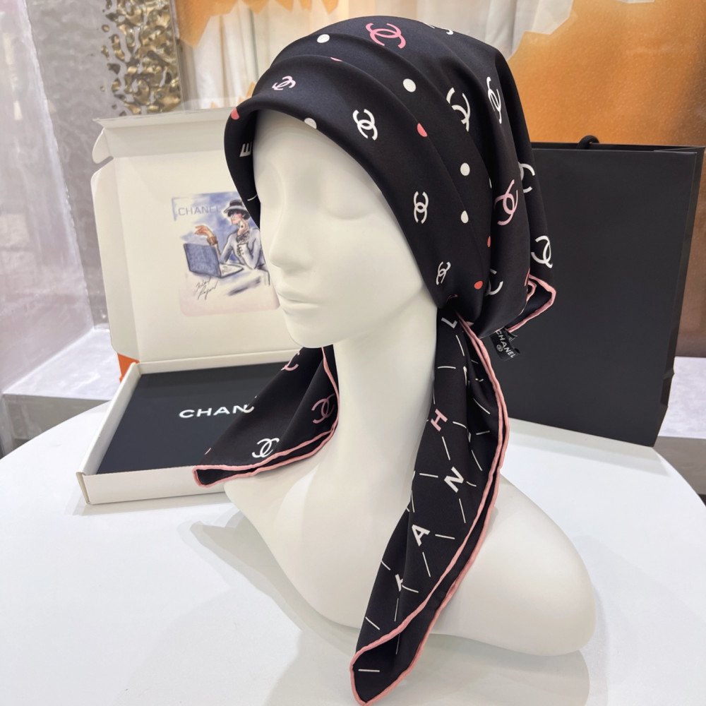Chanel 100% silk 90cm square scarf!  