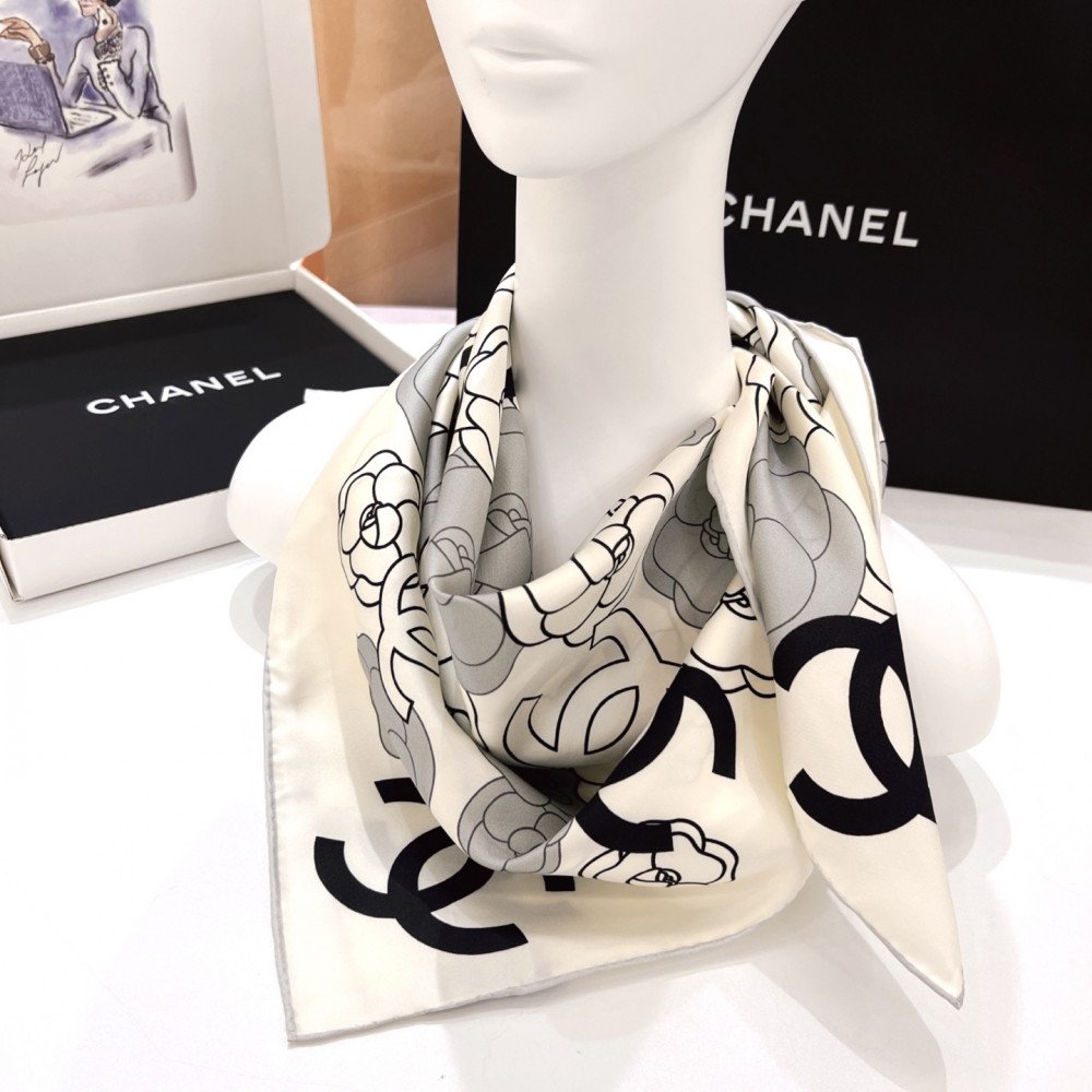 Chanel 100% silk 90cm square scarf!  