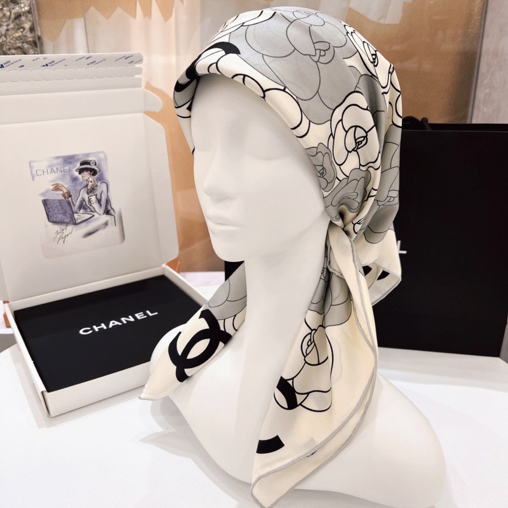Chanel 100% silk 90cm square scarf!  