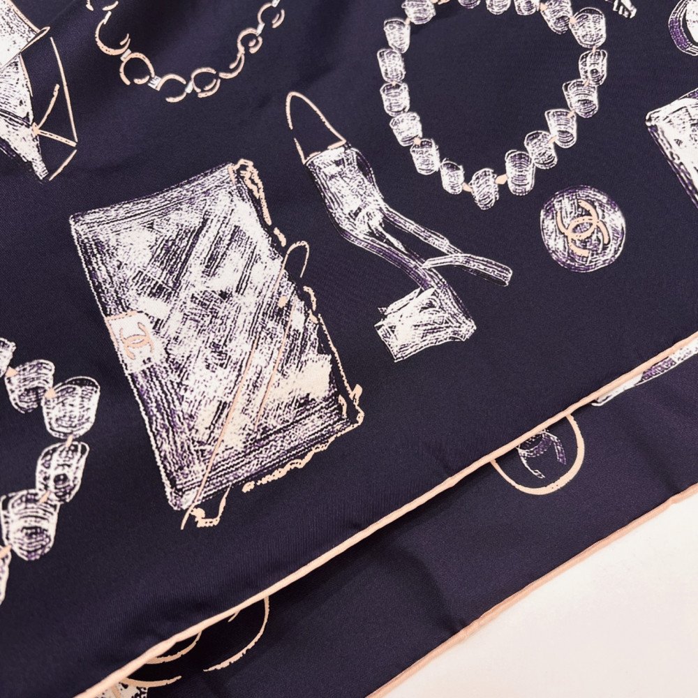 Chanel 100% silk 90cm square scarf!  