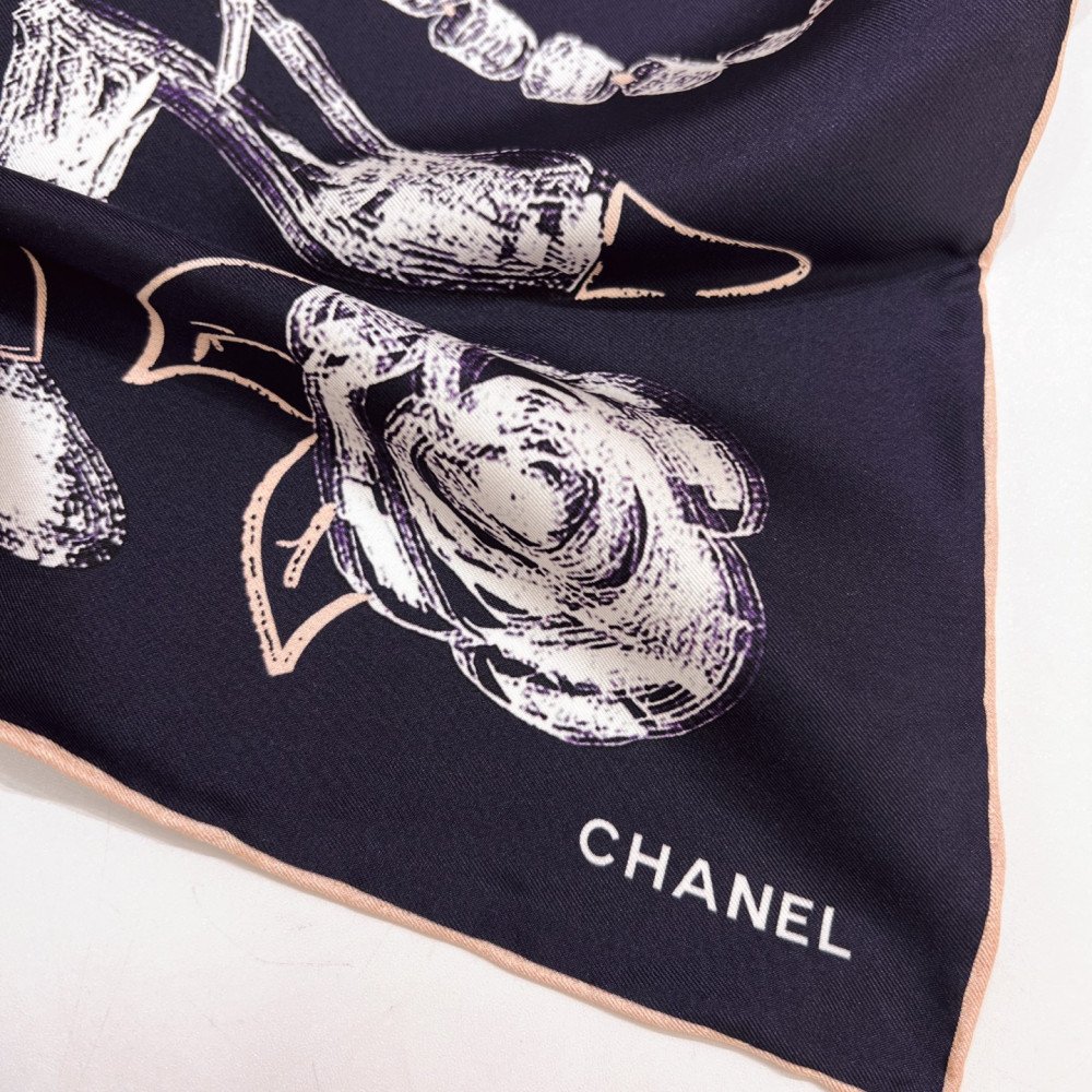 Chanel 100% silk 90cm square scarf!  