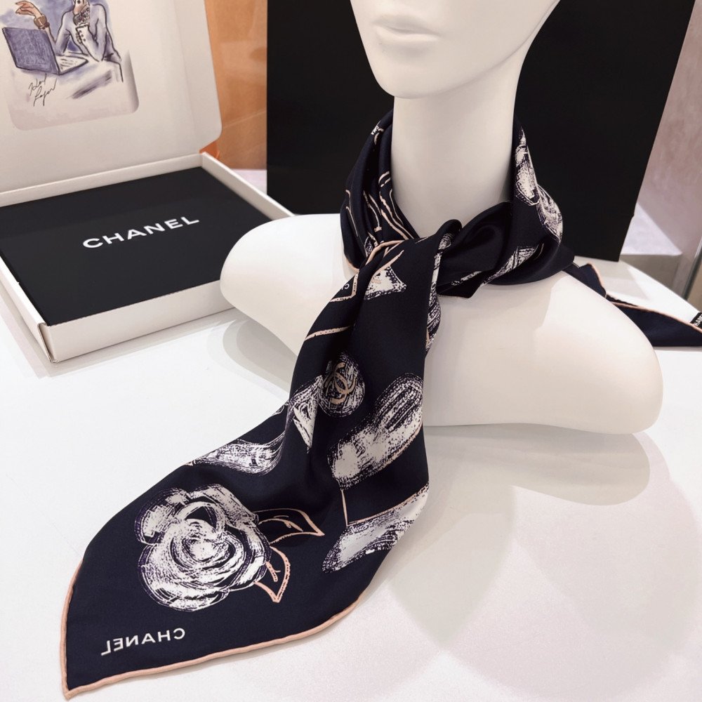 Chanel 100% silk 90cm square scarf!  