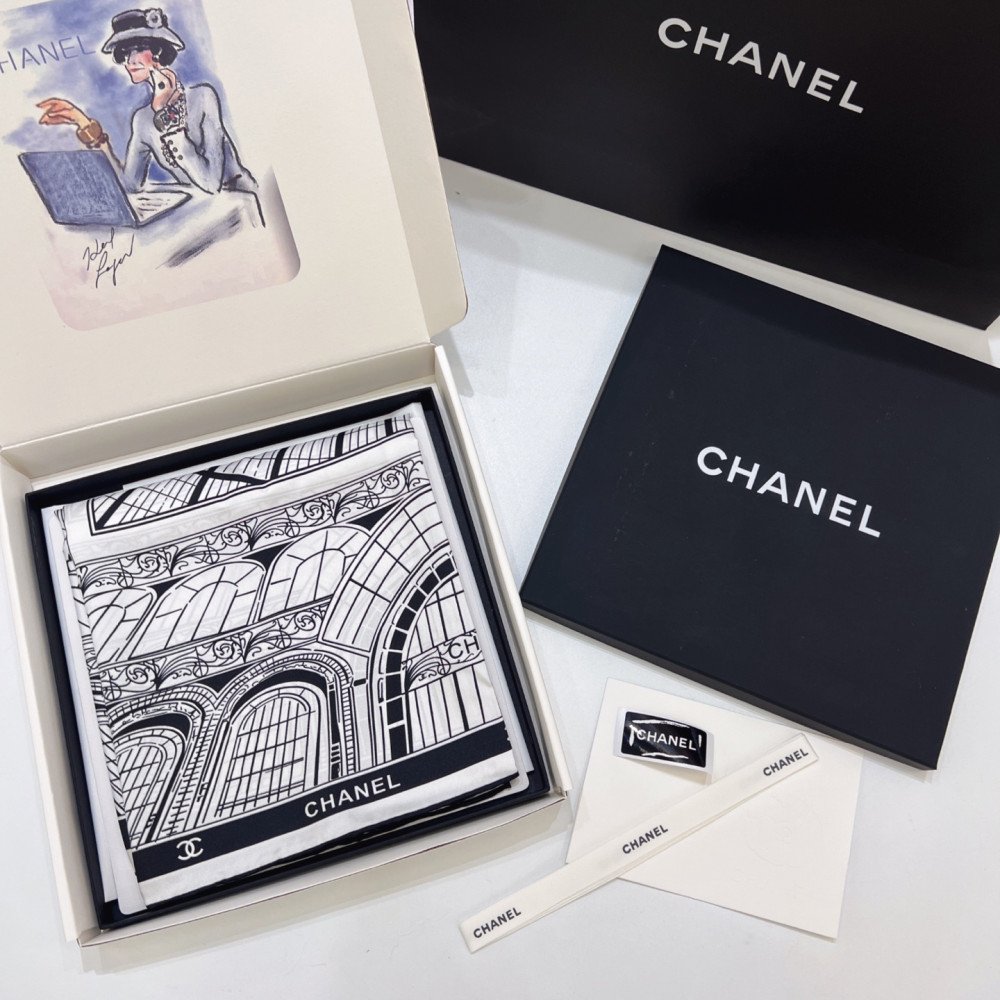 Chanel 100% silk 90cm square scarf!  