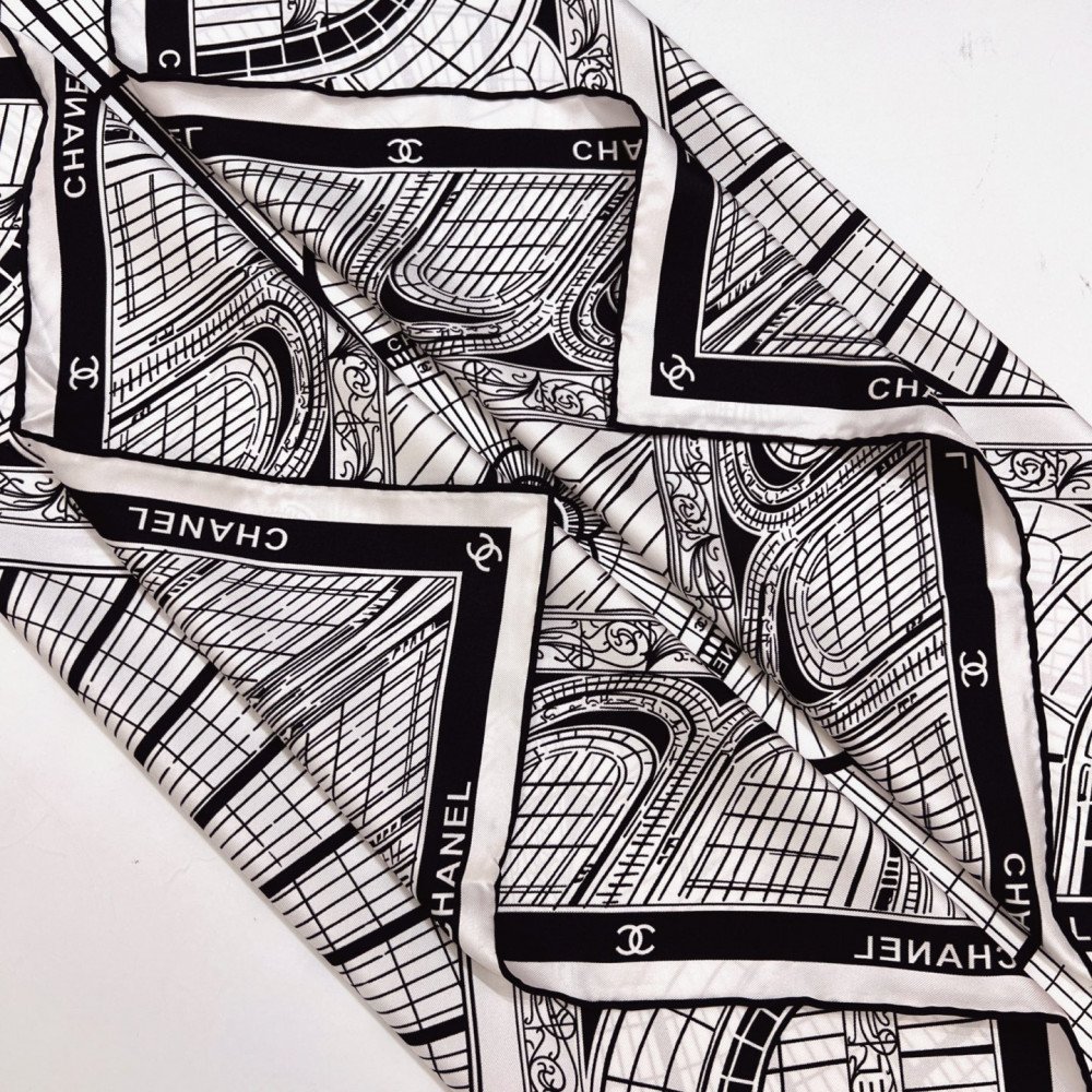 Chanel 100% silk 90cm square scarf!  