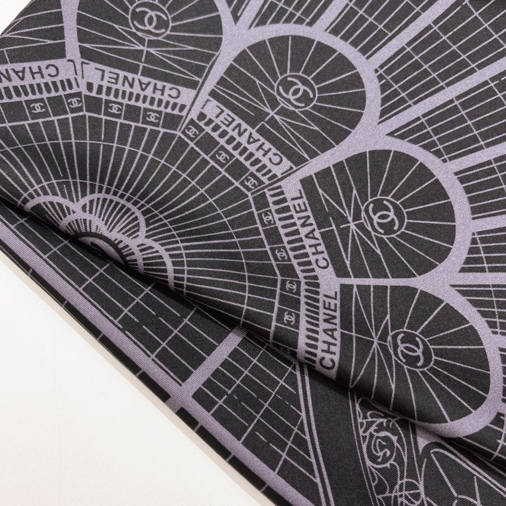 Chanel 100% silk 90cm square scarf!  