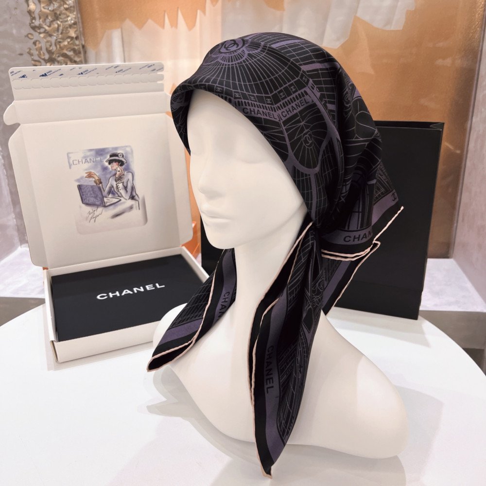 Chanel 100% silk 90cm square scarf!  