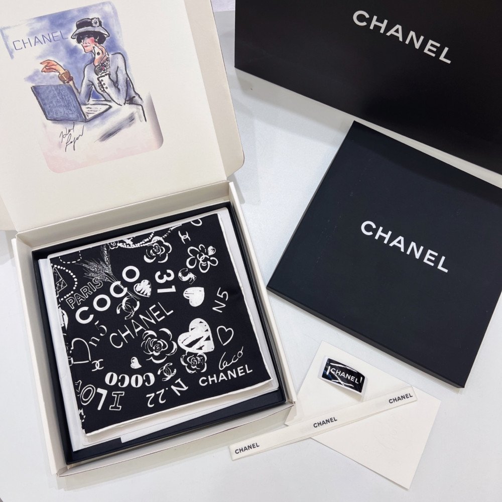 Chanel 100% silk 90cm square scarf! Chanel 100% silk 90cm square scarf!