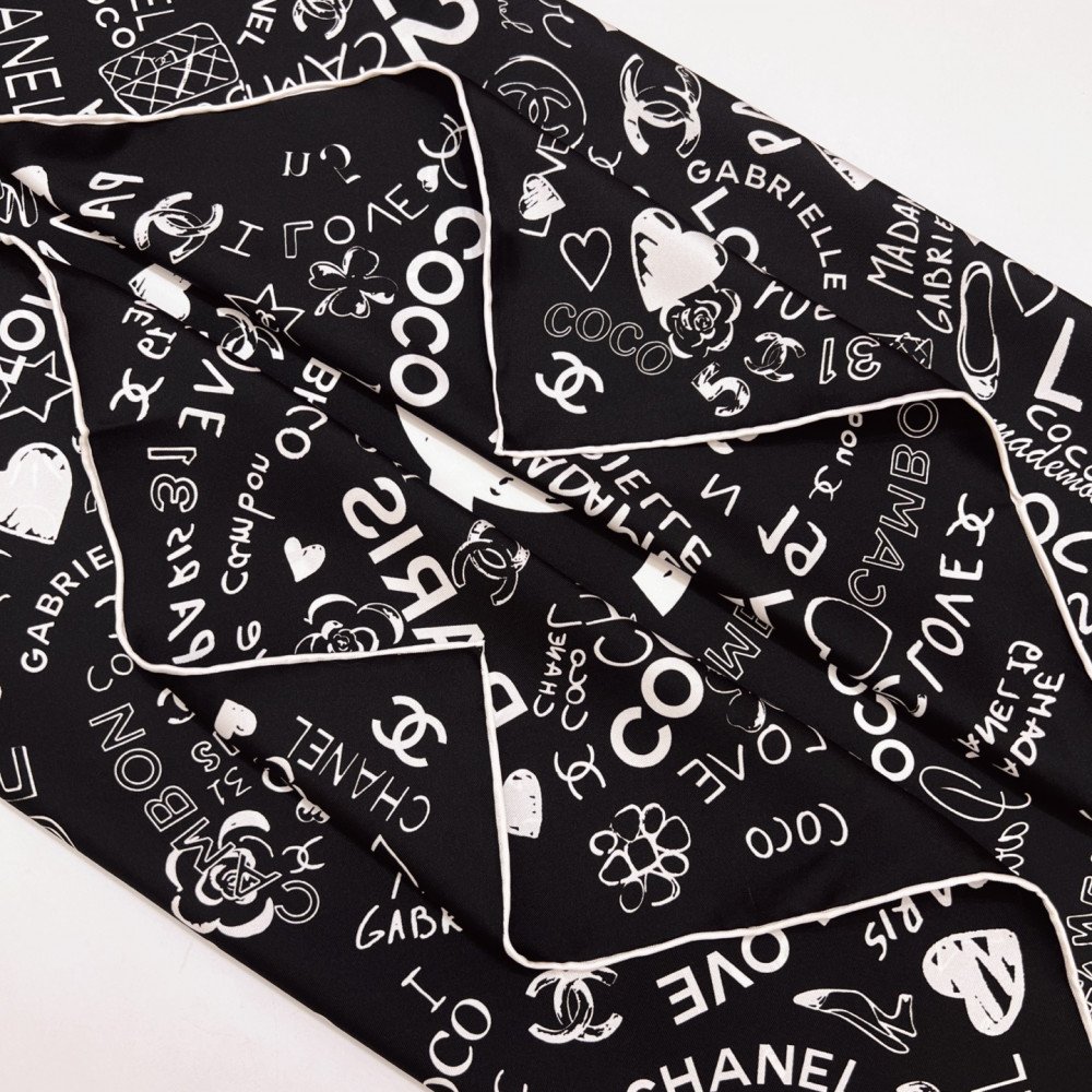 Chanel 100% silk 90cm square scarf! Chanel 100% silk 90cm square scarf!