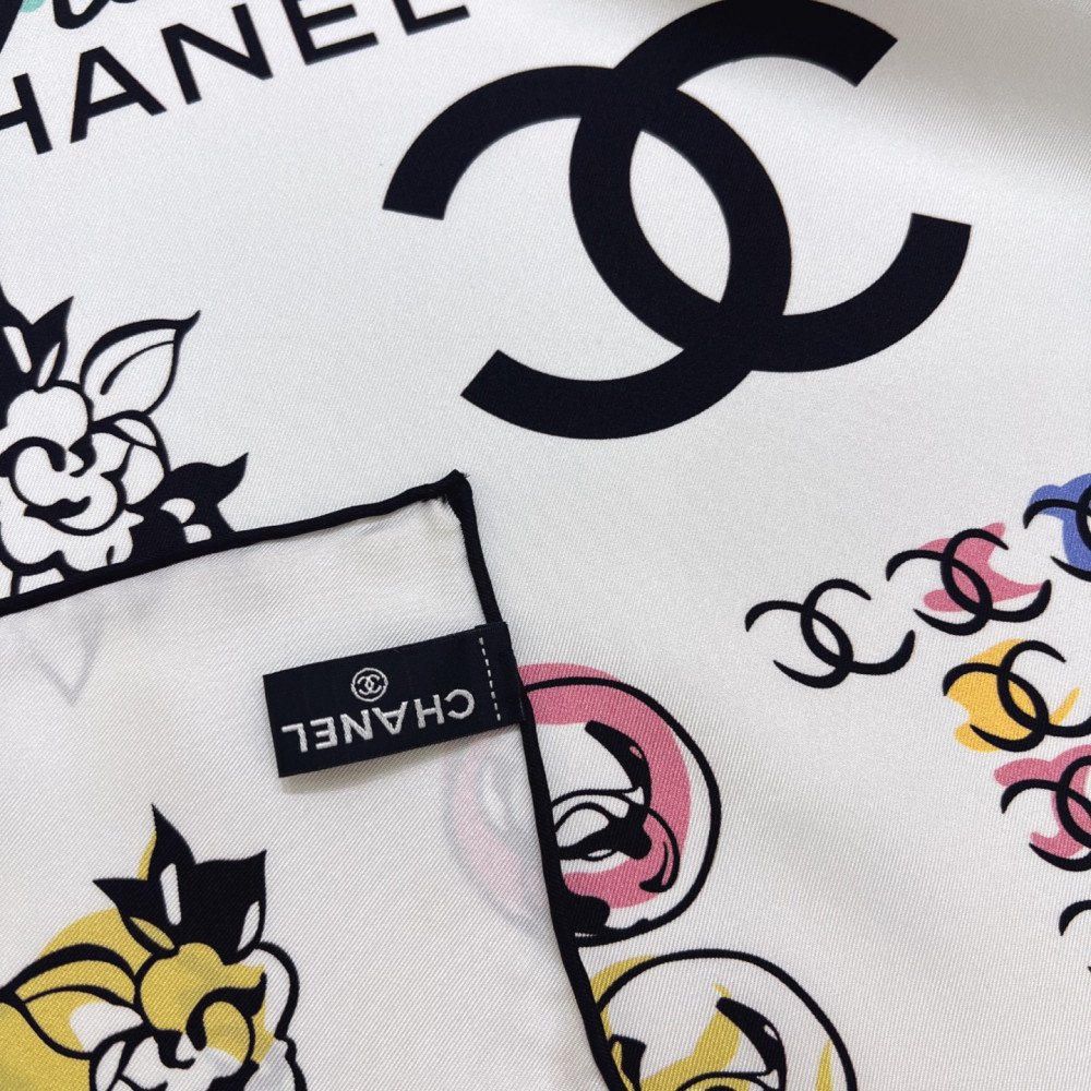 Chanel 100% silk 90cm square scarf!  